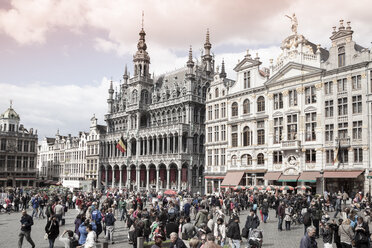 Belgien, Brüssel, Blick auf Maison du Roi, Stadtmuseum und Zunfthäuser am Grand Place, Grote Markt - WIF000726