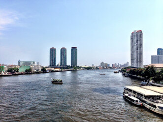 Thailand, Bangkok, am Fluss ChaoPhraya, Thaksin-Brücke - AVSF000174