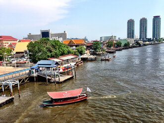 Thailand, Bangkok, on ChaoPhraya river, Thaksin bridge - AVSF000176