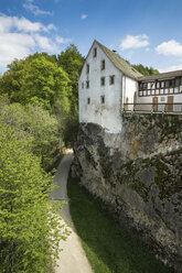 Deutschland, Baden-Württemberg, Landkreis Sigmaringen, Leibertingen, Blick auf Schloss Wildenstein - ELF001022