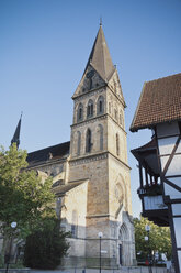 Deutschland, Nordrhein-Westfalen, Mettingen, St. Agatha Kirche - MEM000147