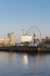 Deutschland, Hamburg, Riesenrad in der Hafencity - MSF003994