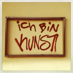 I am art, graffiti in a frame, Berlin, Germany - ZMF000293