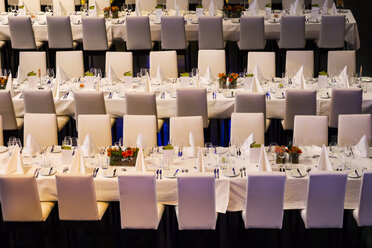 Laid tables at en event - SKF001518