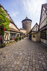 Germany, Bavaria, Nuremberg, view to artisans market - THAF000490