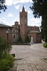Italien, Toskana, Abtei von Monte Oliveto Maggiore - MYF000381