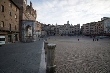 Italien, Toskana, Siena, Piazza del Campo - MYF000392
