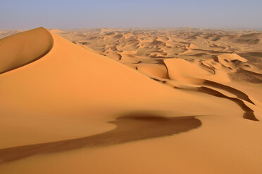 Africa, Algeria, Sahara, Tassili N'Ajjer National Park, Tadrart, Sand dunes of Oued in Djerane - ES001213