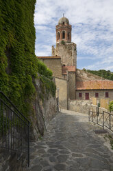 Italien, Toskana, Castiglione della Pescaia, Pieve di San Giovanni Battista - MYF000413