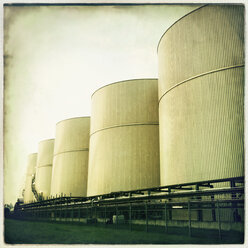 Silos for grain, feed and oilseeds, Port of Hamburg, Germany - MSF004031