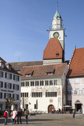 Deutschland, Baden-Württemberg, Ueberlingen, Hofstatt mit Rathaus und Münster St. Nikolaus - WIF000793