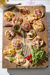 Home made mini pizzas - MAEF008498