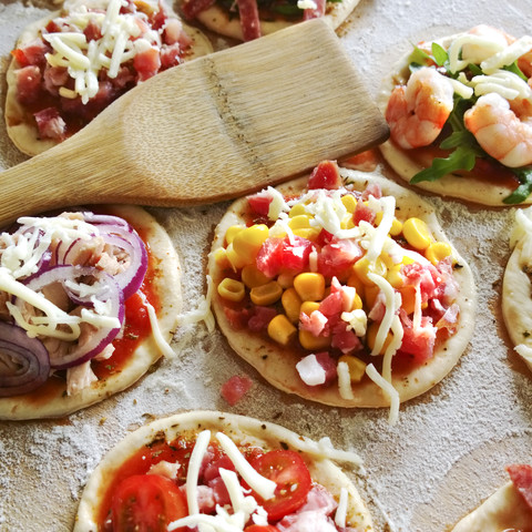 Mini-Pizzen, Fingerfood, lizenzfreies Stockfoto