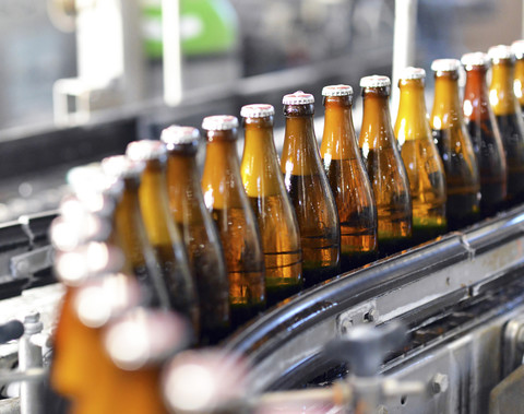 Deutschland, Abfüllanlage einer Brauerei, lizenzfreies Stockfoto