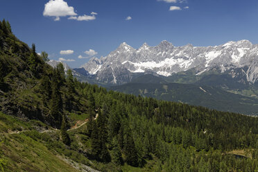 Österreich, Steiermark, Bezirk Liezen, Tauern, Reiteralm, Blick zum Dachstein - GFF000518