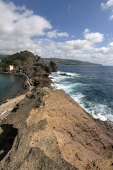 Portugal, Azores, Sao Miguel, Ilheu de Vila Franca - ZCF000104