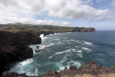 Portugal, Azoren, Sao Miguel, Morro das Capelas, Küstenlinie - ZCF000106