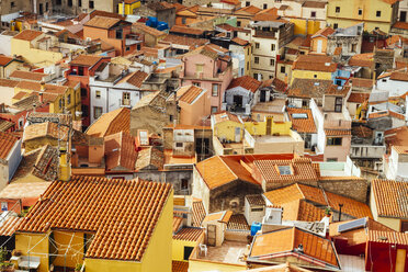 Italien, Sardinien, Provinz Oristano, Bosa, Stadtansicht - MBEF001041