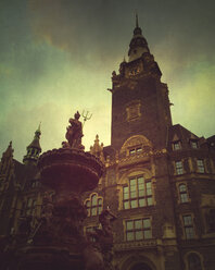 Neptune Fountain and Town Hall Wuppertal Elberfeld, Germany - DWIF000094