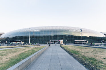 Frankreich, Elsass, Straßburg, Blick auf den Hauptbahnhof mit neuer Glasfassade - MEMF000227