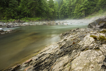 Österreich, Vorarlberg, Kleinwalsertal, Fluss Breitach - STSF000407