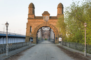 Germany, Hamburg, Harburg, Old Harburg Elbe bridge at sunrise - RJF000204