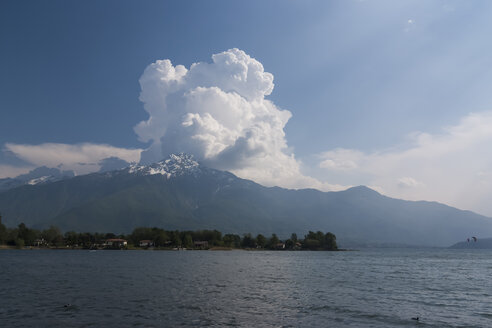 Italien, Lombardei, Provinz Como, Comer See, Blick auf Gera Lario - PAF000716