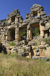 Türkei, Provinz Antalya, Blick über die archäologische Stätte von Arykanda, Ruine der antiken Bäder - ES001242