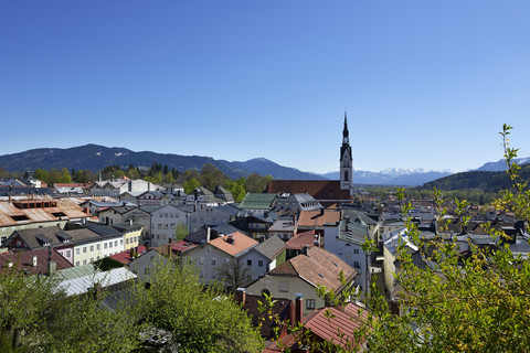 Deutschland, Bayern, Blick über Bad Tölz, lizenzfreies Stockfoto