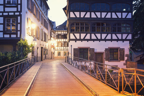 Frankreich, Straßburg, Pont du Faisan über die Ill - MEMF000263