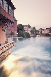 France, Strasbourg, barrage of River Ill at Place des Moulins - MEMF000269