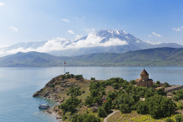 Türkei, Insel Akdamar, Armenische Kirche des Heiligen Kreuzes am Vansee - SIE005602
