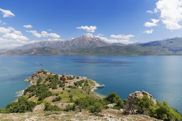 Türkei, Insel Akdamar, Armenische Kirche des Heiligen Kreuzes am Vansee - SIE005604