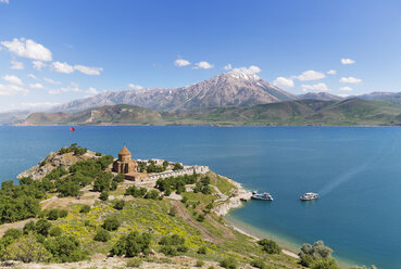 Türkei, Insel Akdamar, Armenische Kirche des Heiligen Kreuzes am Vansee - SIE005605