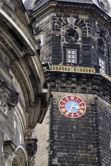 Deutschland, Sachsen, Dresden, Blick auf die Heilig-Kreuz-Kirche, Teilansicht - ELF001140