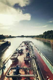 Deutschland, Nordrhein-Westfalen, Wesel-Datteln-Kanal mit Schleuse Flaesheim - MEMF000321