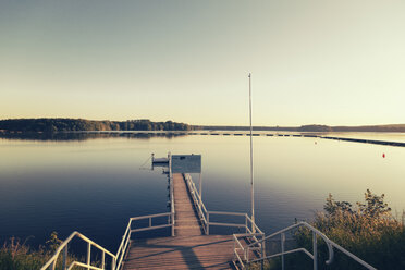 Germany, North Rhine-Westphalia, Haltern am See, swimming lake - MEMF000289