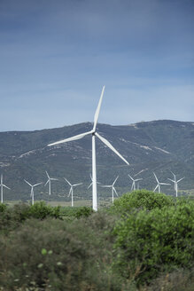 Spanien, Andalusien, Tarifa, Windkraftanlagen - KBF000068