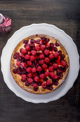 Käsekuchen mit frischen Himbeeren - ODF000783