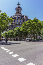 Spain, Barcelona, street in district Eixample - THAF000562