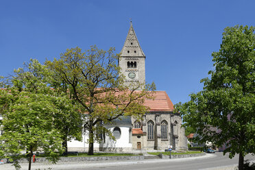 Germany, Bavaria, Oberguenzburg, St Martin's Church - LB000767