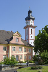 Germany, Baden-Wuerttemberg, Laupheim, Parish church Saint Petrus and Paulus - LB000769