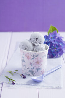 Lavender icecream - ECF000719