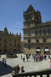 Spain, Santiago de Compostela, The Way of St James, People on Plaza de Praterias - LAF001006