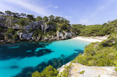 Spanien, Balearische Inseln, Menorca, Macarella, Cala Macarelleta, Strand - SMAF000225