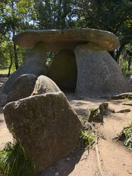 Spanien, Galicien, Provinz A Coruna, Axeitos, Dolmen - LAF001075