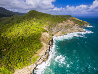 Karibik, St. Lucia, Luftaufnahme von Chaloupe Bay - AMF002569