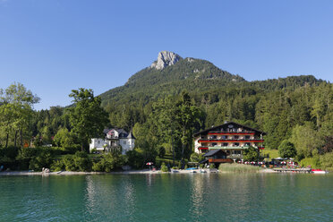 Austria, Salzburg State, Fuschl am See, Lake Fuschlsee, Mountain Schober with Frauenkopf - SIEF005677