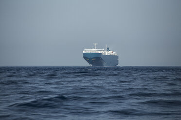 Spain, Andalusia, Tarifa, Car carrier ship in the Strait of Gibraltar - KB000079