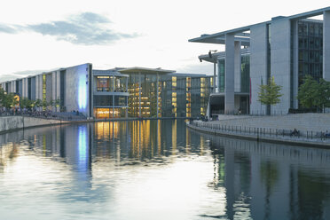 Germany, Berlin, view to Paul-Loebe-Building and Marie-Elisabeth-Lueders-Building at twilight - MEMF000348